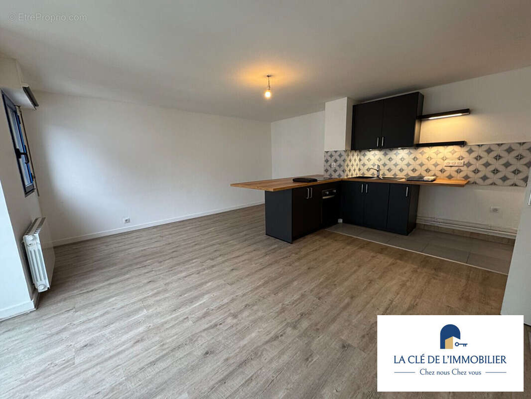 Appartement 50 m² à Quimper  - photo 4