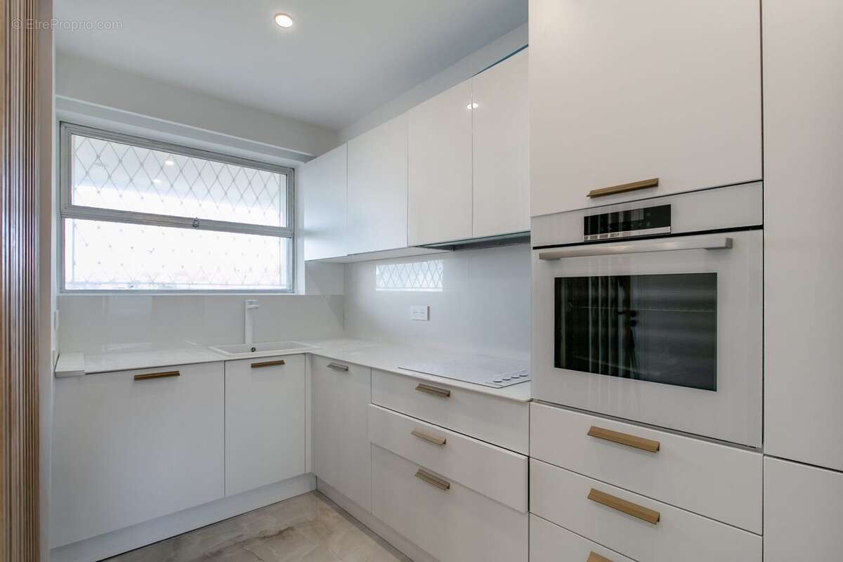 Appartement à VILLENEUVE-LOUBET