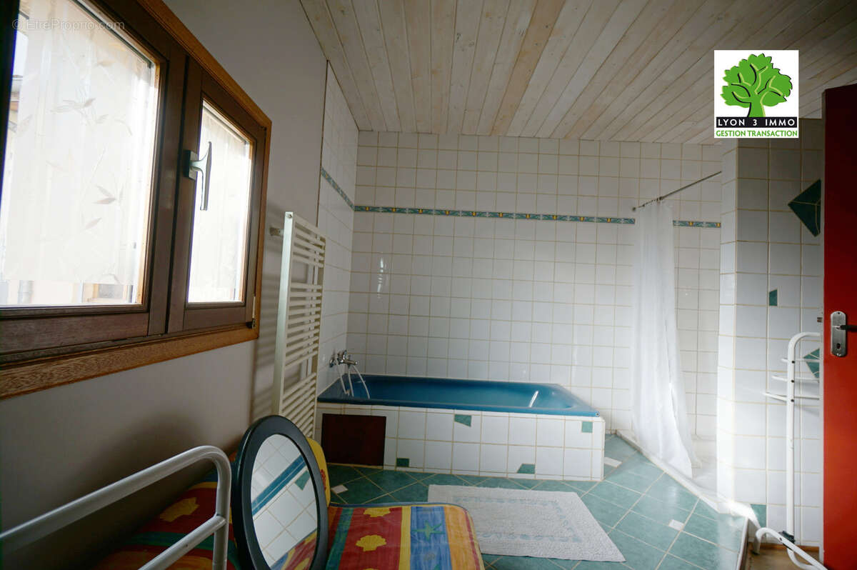Maison à VILLEURBANNE