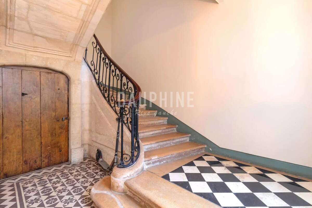Appartement à PARIS-7E