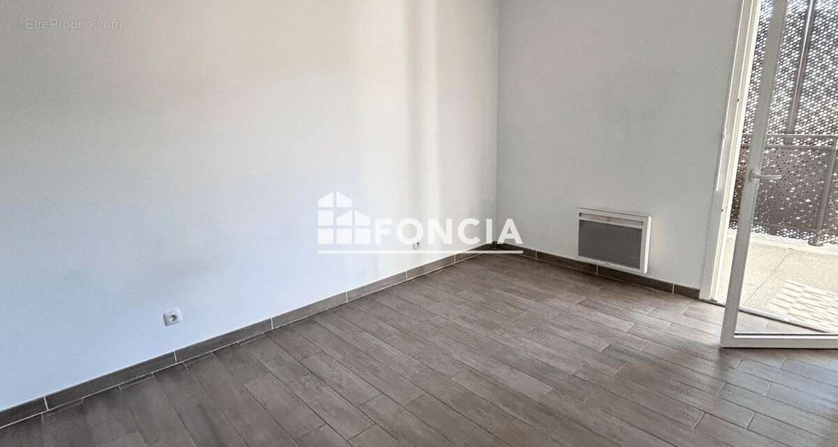 Appartement à MARSEILLE-11E