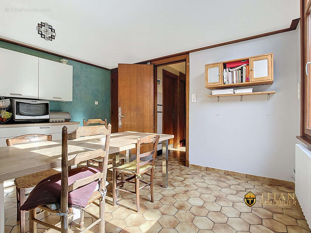  Grande maison de caractère à Dunkerque (59140) - Titan Immobilier   - Maison à DUNKERQUE