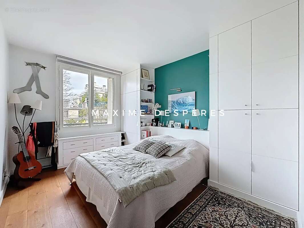 Appartement à NEUILLY-SUR-SEINE