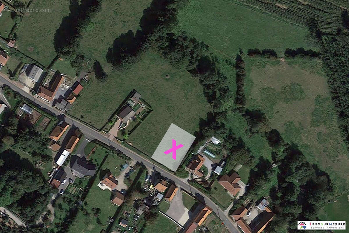 Terrain à AZINCOURT