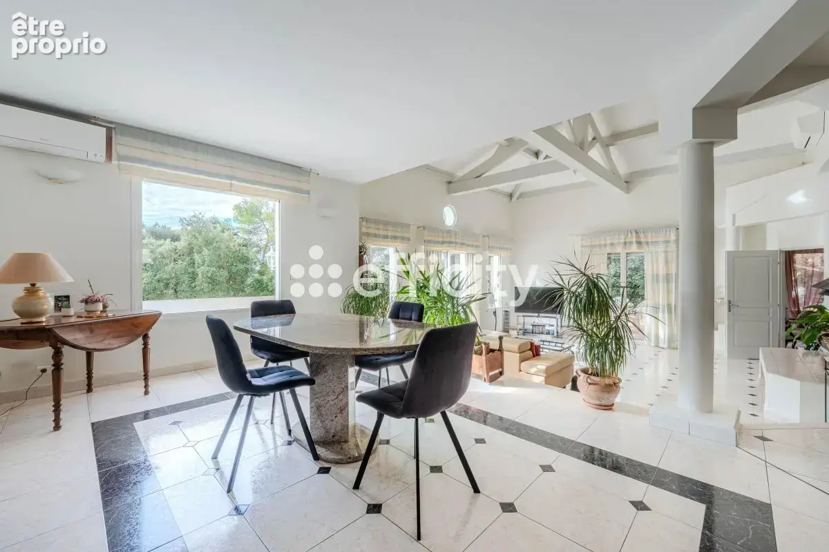 Maison 6 pièces 177 m² à vendre à Saint-Mathieu-De-Treviers (34270) - photo 8