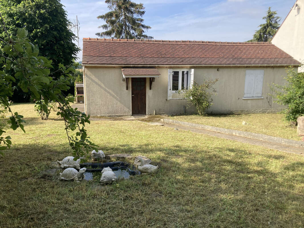 Maison à CHAUMONTEL