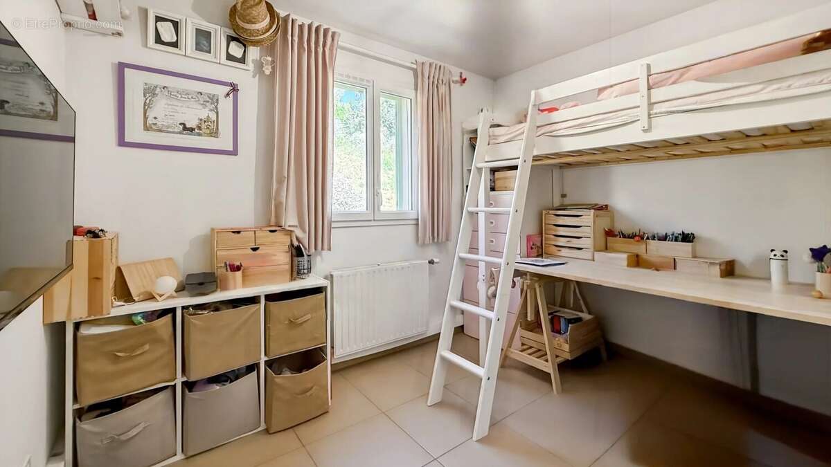 Maison à VALLAURIS