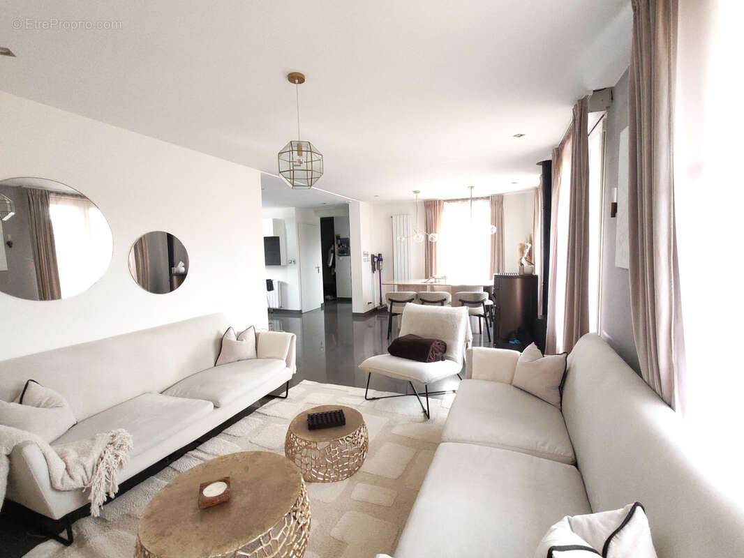 Maison à LAIGNEVILLE