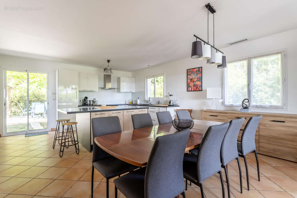 Maison de campagne avec piscine et annexe - photo 13