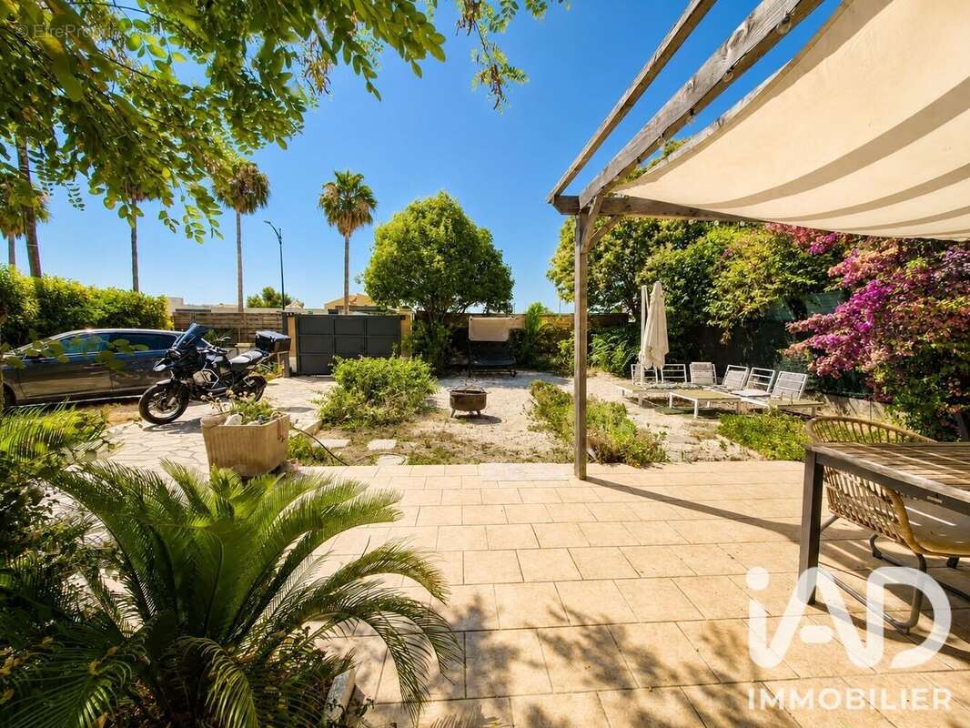 Photo 3 - Maison à HYERES