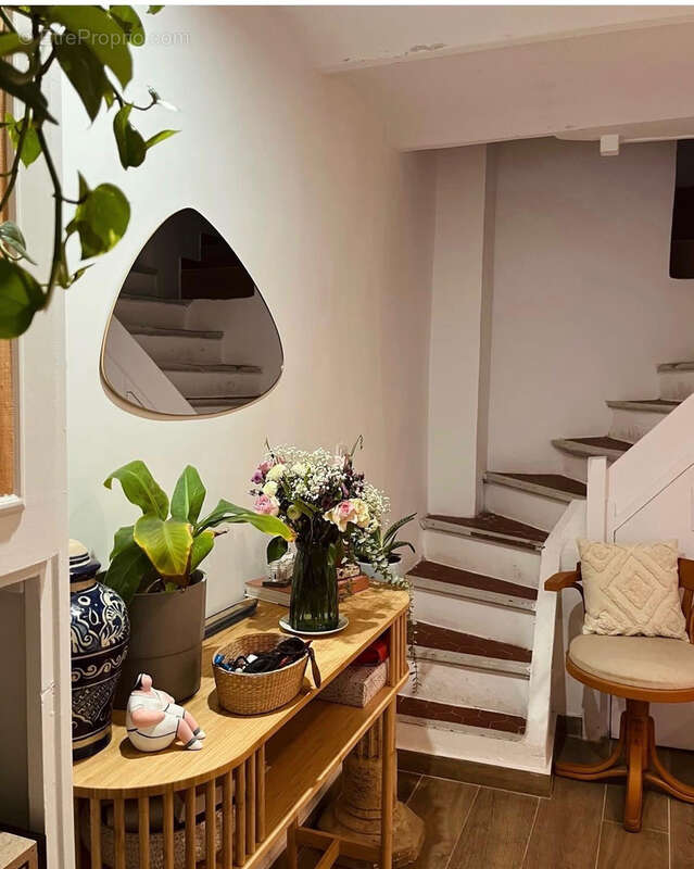 Appartement à MARSEILLE-5E