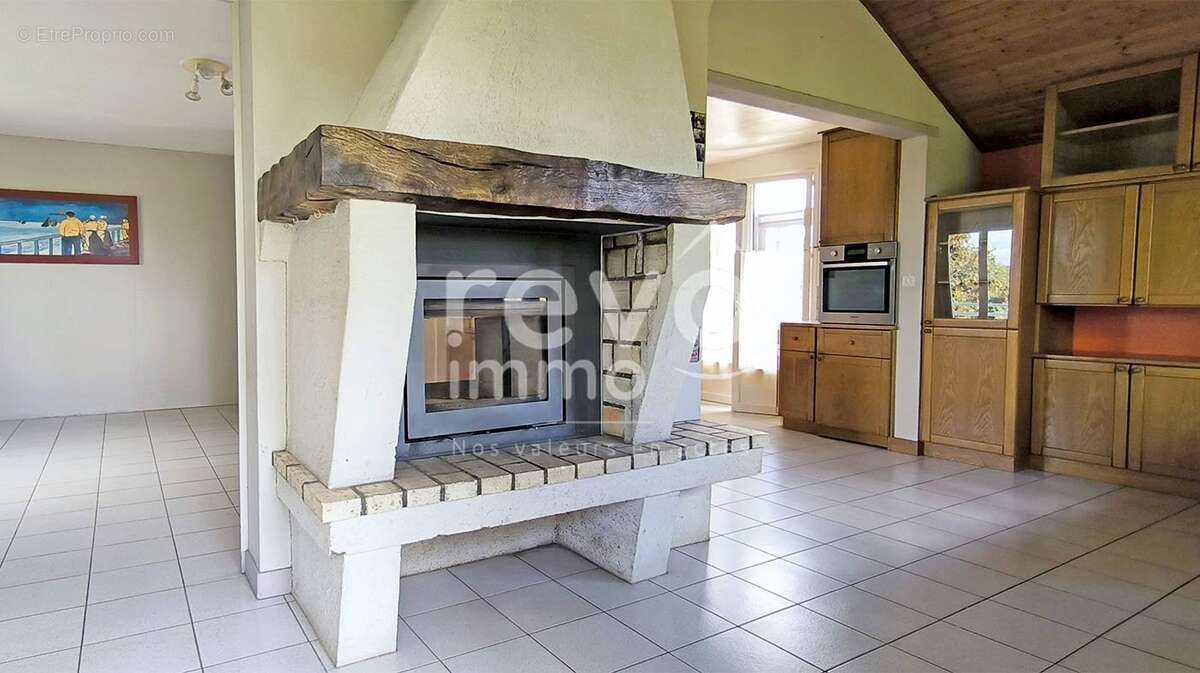 Maison à SAINT-JULIEN-DE-CONCELLES