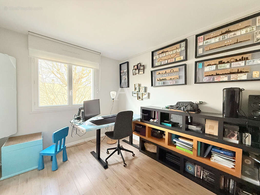 Appartement à LE PERREUX-SUR-MARNE