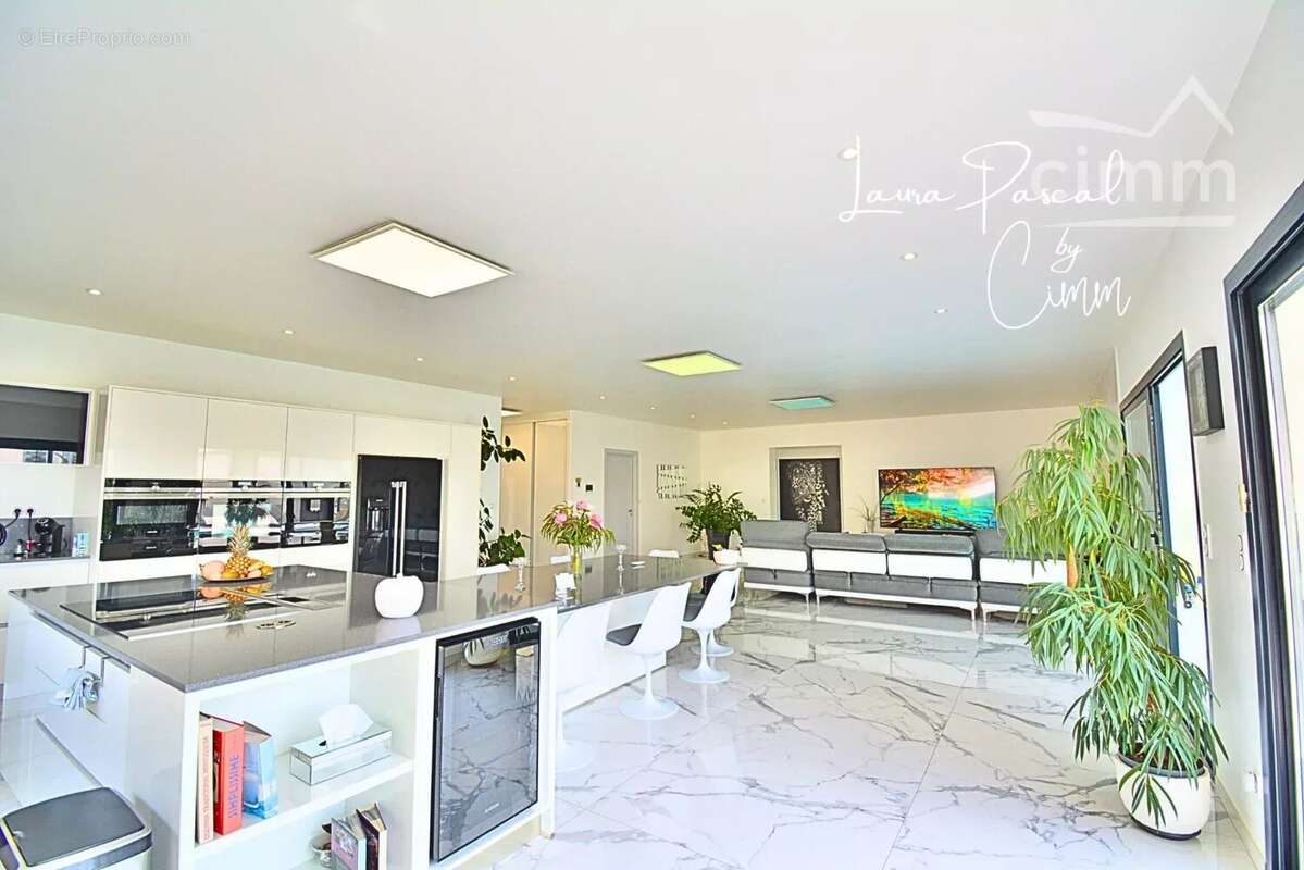 Llupia (66) villa d’exception contemporaine  avec piscine interieur - photo 7