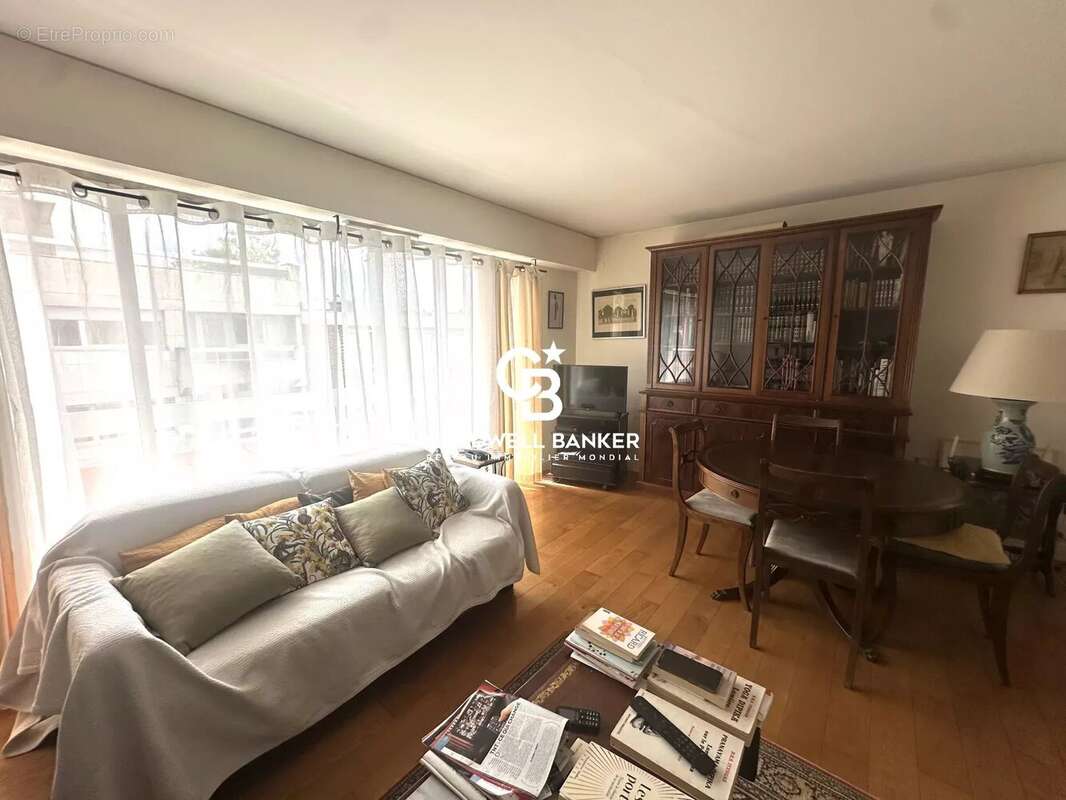 Appartement à LE VESINET