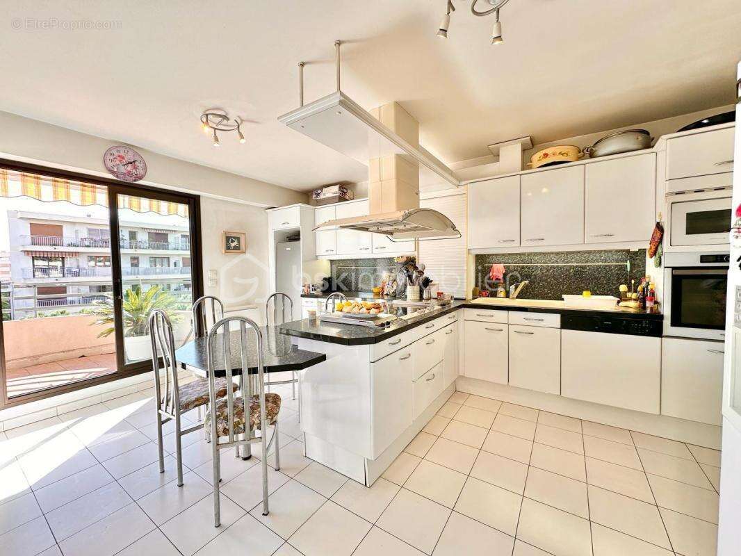 Appartement à CAGNES-SUR-MER