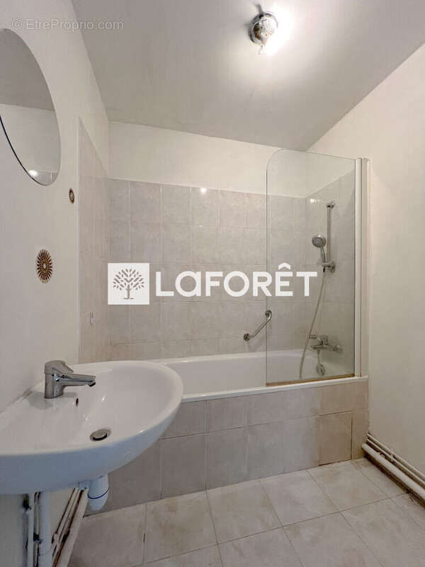 Appartement à MONTROUGE