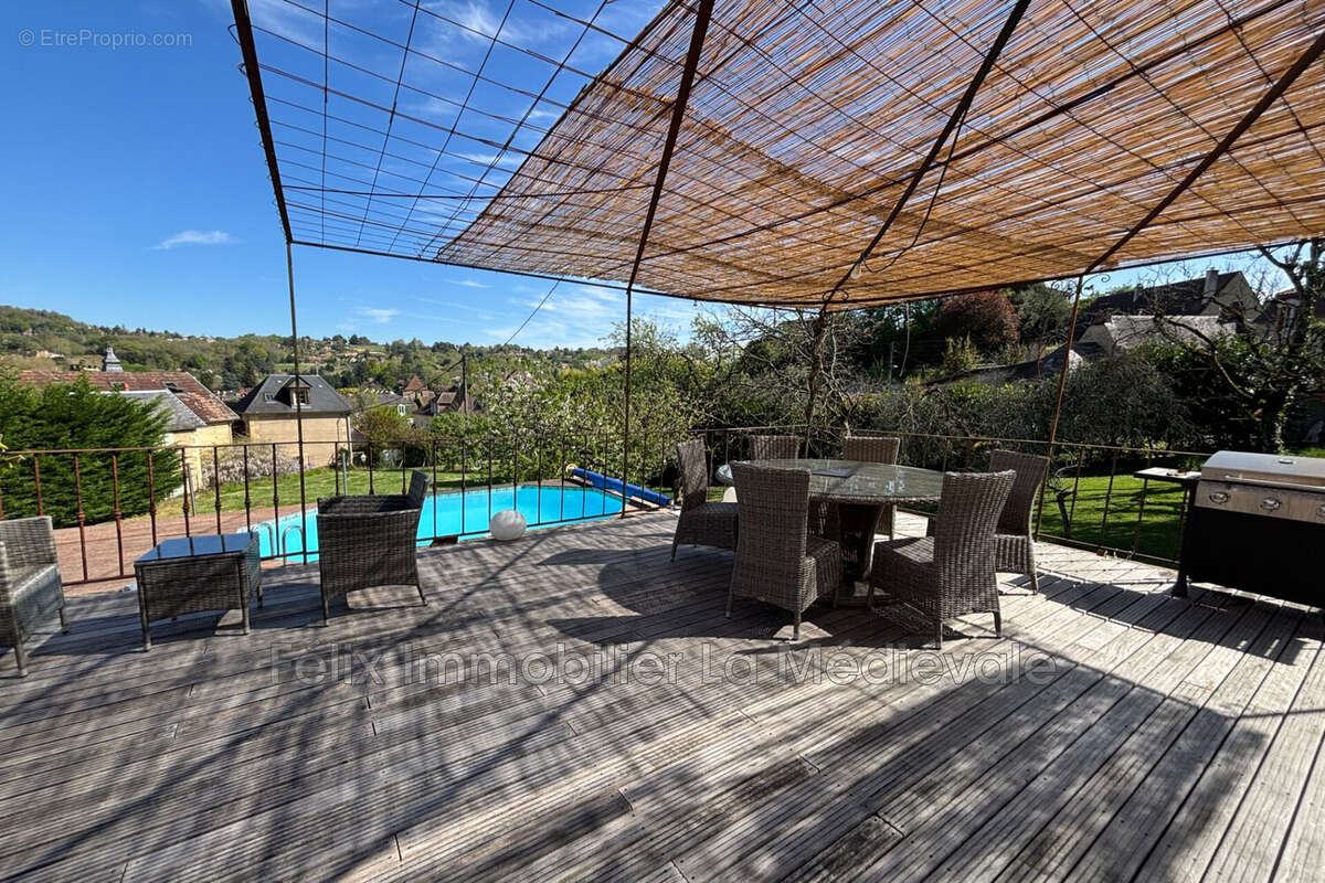 Maison à SARLAT-LA-CANEDA