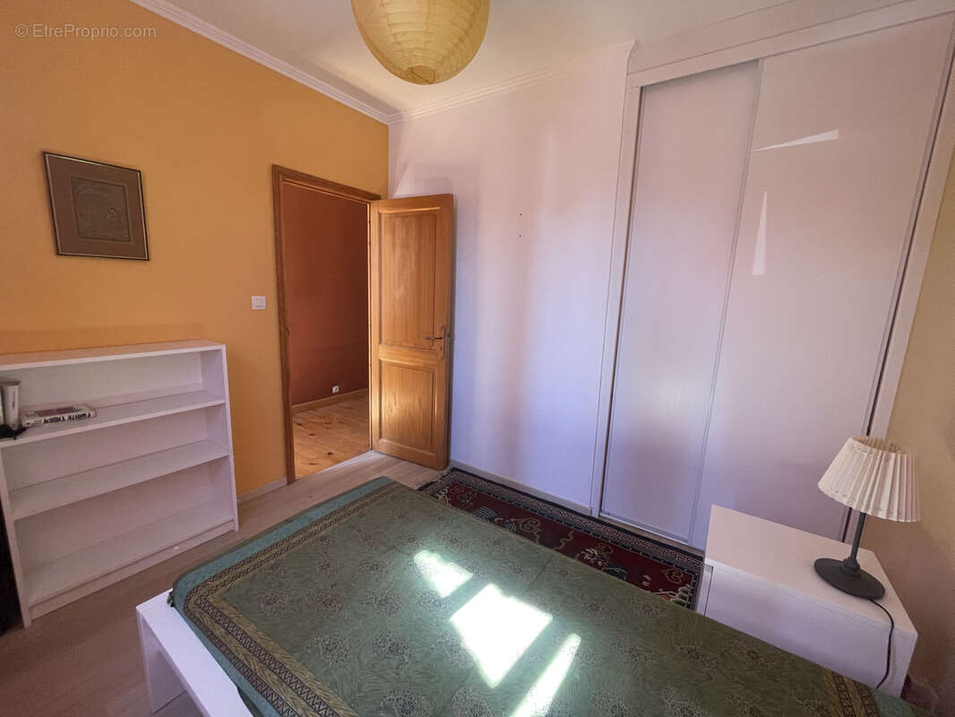 Proche carcassonne - maison 250 m2 - piscine - 2 terrasses - jardin - parking privatif - photo 14