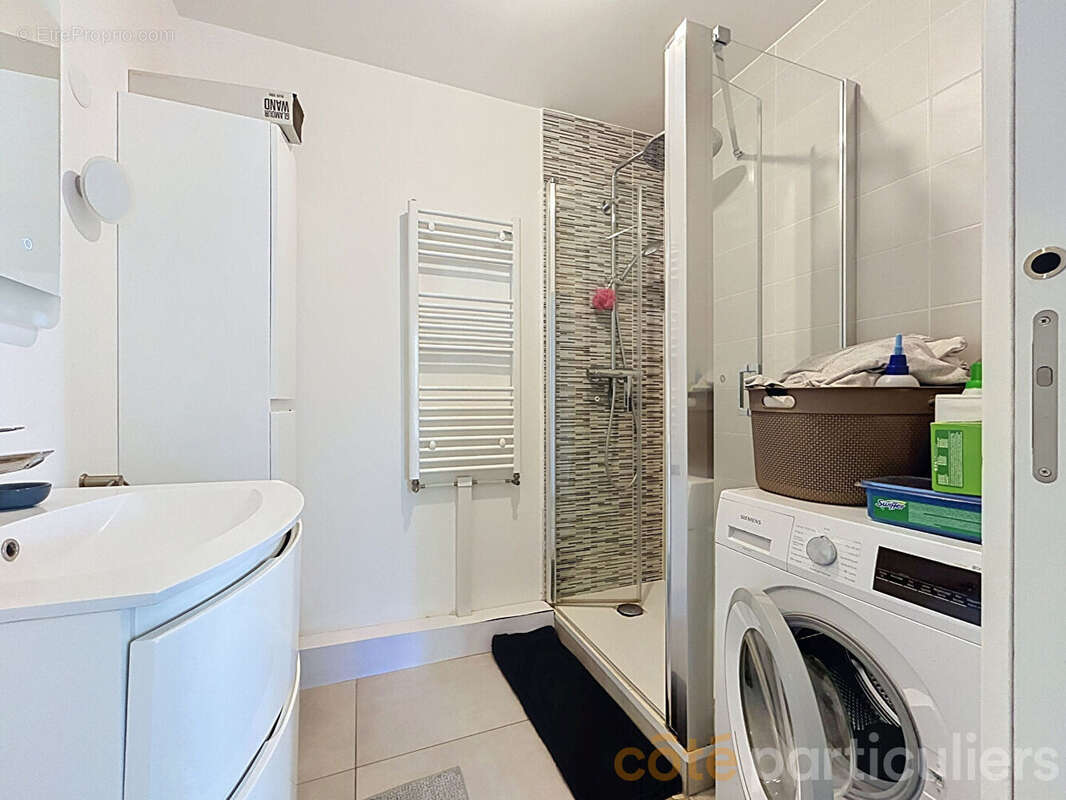Appartement à SAINT-MAUR-DES-FOSSES