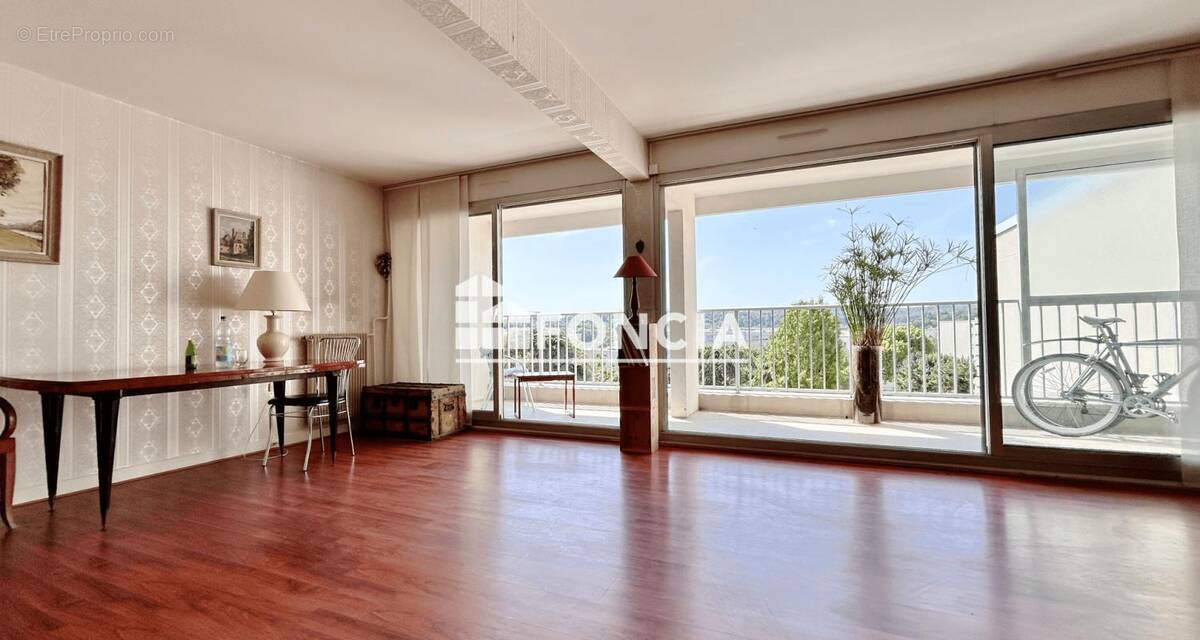 Appartement à MARLY-LE-ROI