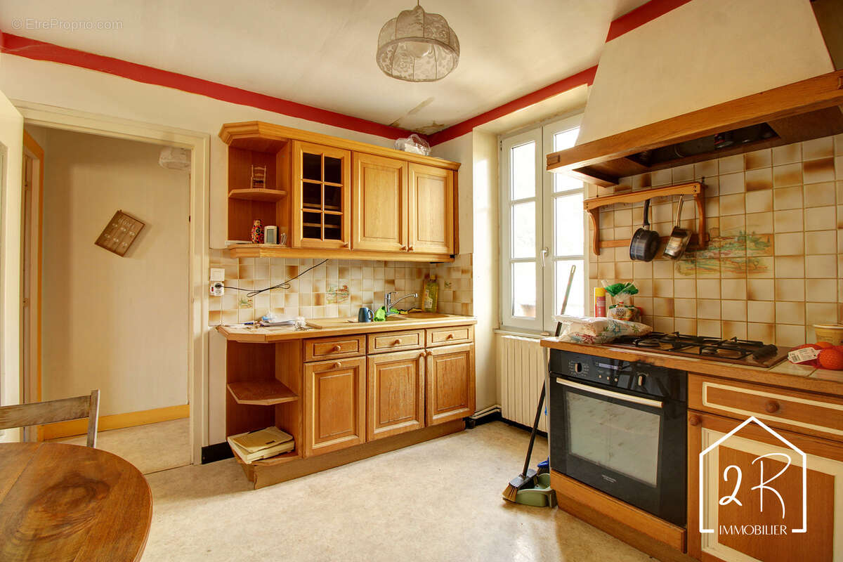 Appartement T6 125 m2 + Caves - photo 4