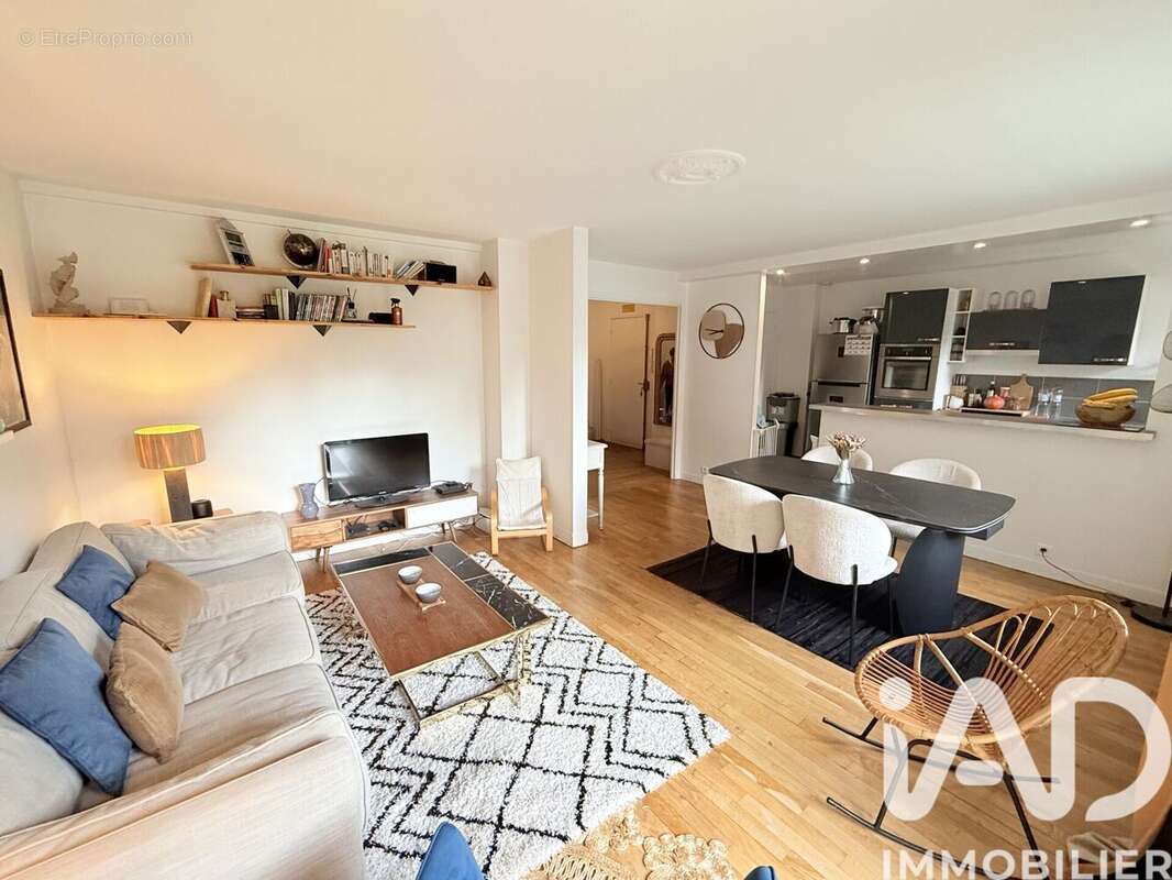 Photo 2 - Appartement à CORBEIL-ESSONNES