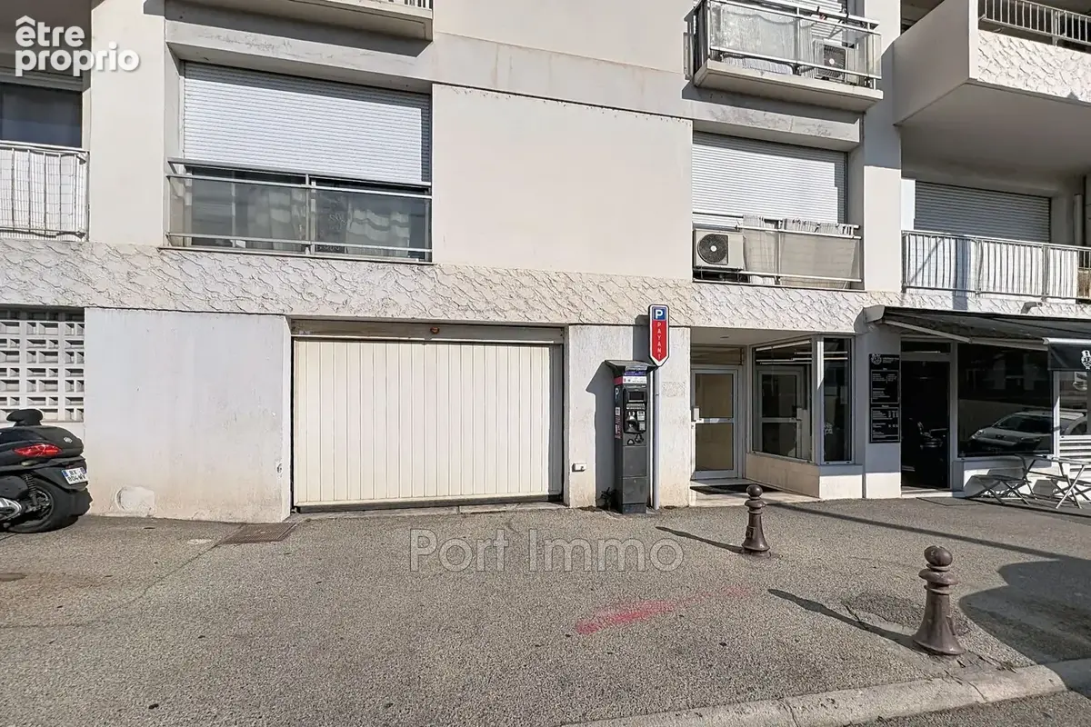 Parking à vendre à Saint-Laurent-Du-Var (06700) - photo 2