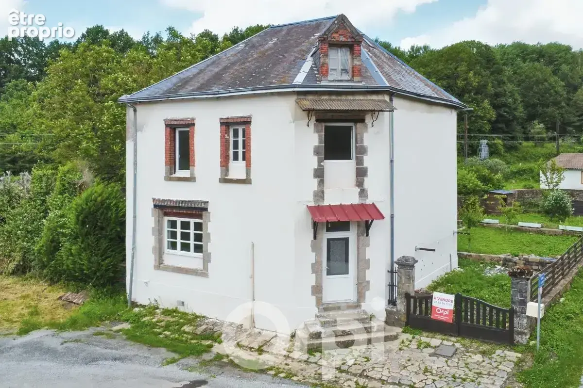 Maison à SAINT-SULPICE-LAURIERE