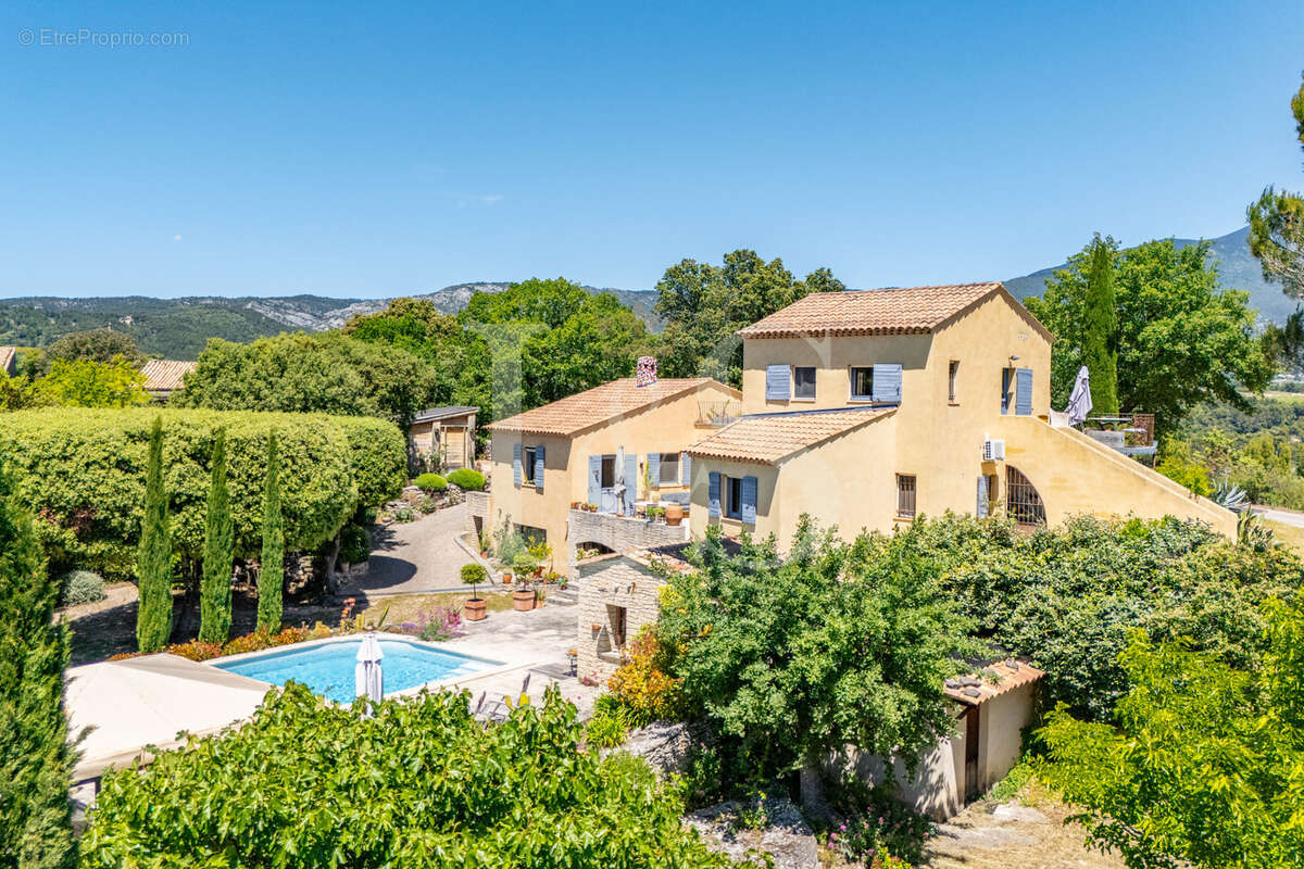 Maison à CRILLON-LE-BRAVE