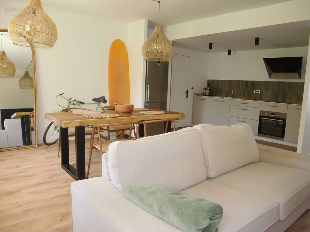 Appartement à BORDEAUX