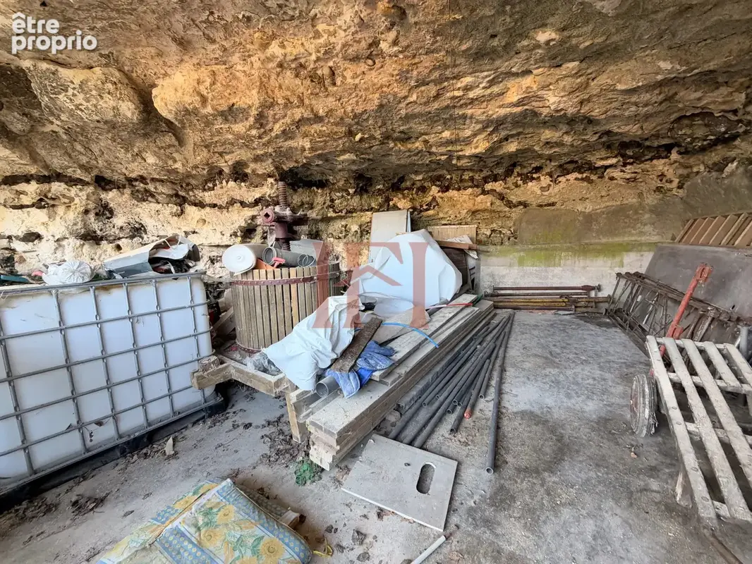 Ensemble atypique au cœur de châteaudun, avec ses anciennes grottes et une vue imprenable sur le château - photo 34