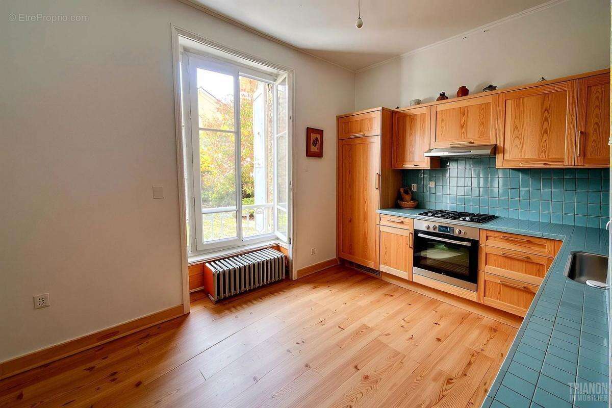 Maison à LOUVECIENNES