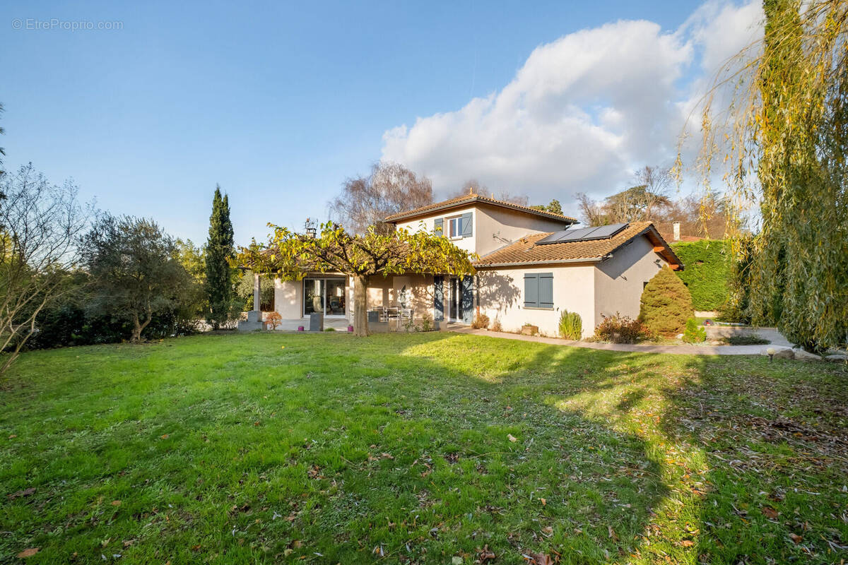 Photo 1 - Maison à MARENNES