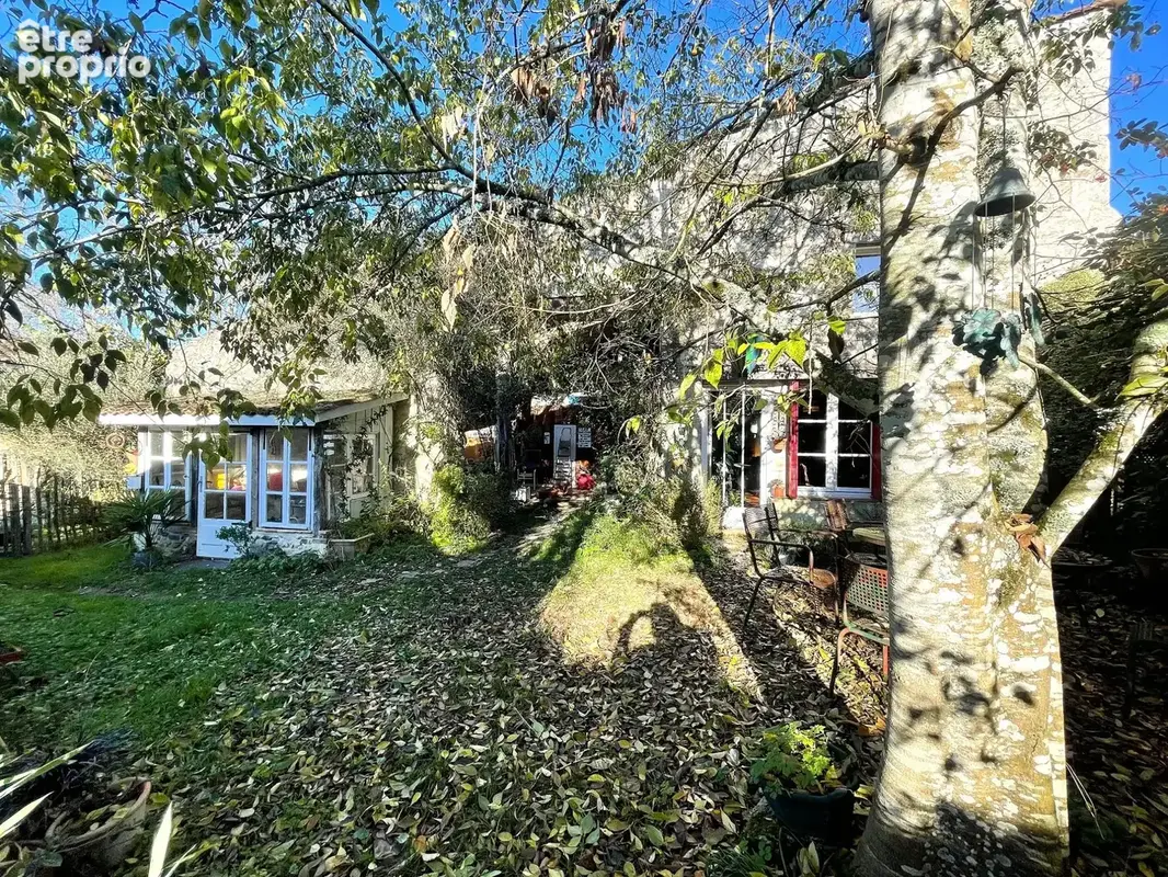 Maison 6 pièces 188 m² à vendre à Targon (33760) - photo 1