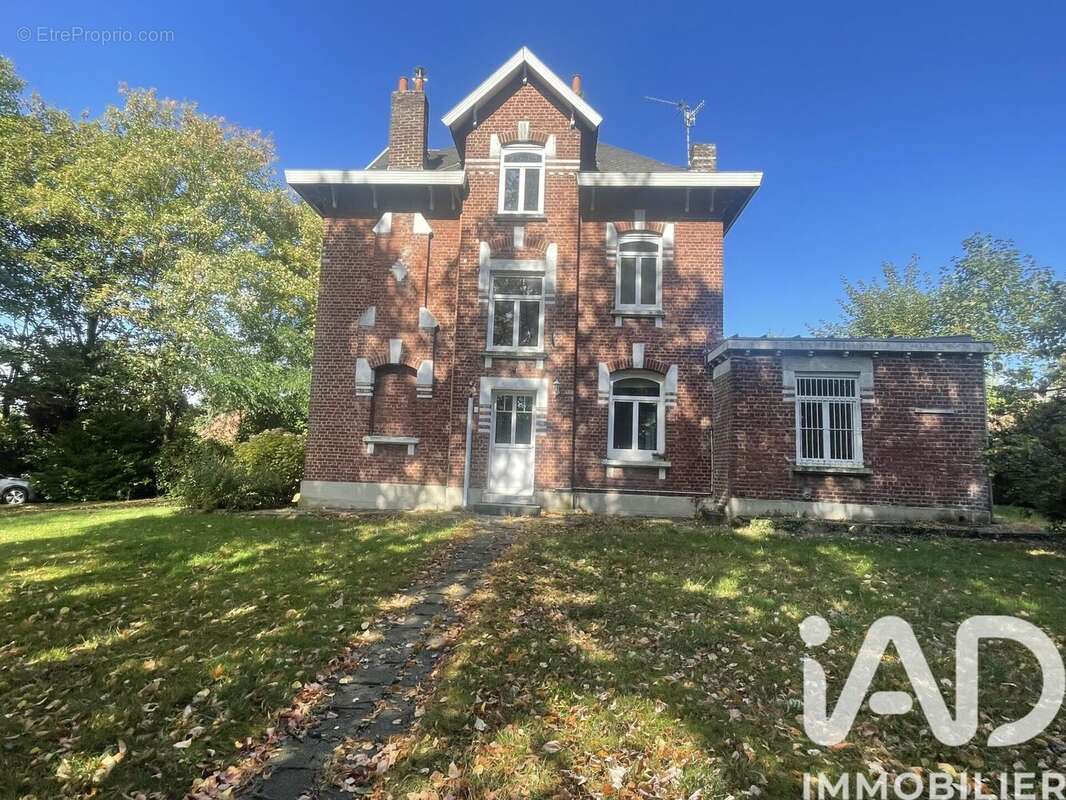 Photo 2 - Maison à ENNETIERES-EN-WEPPES