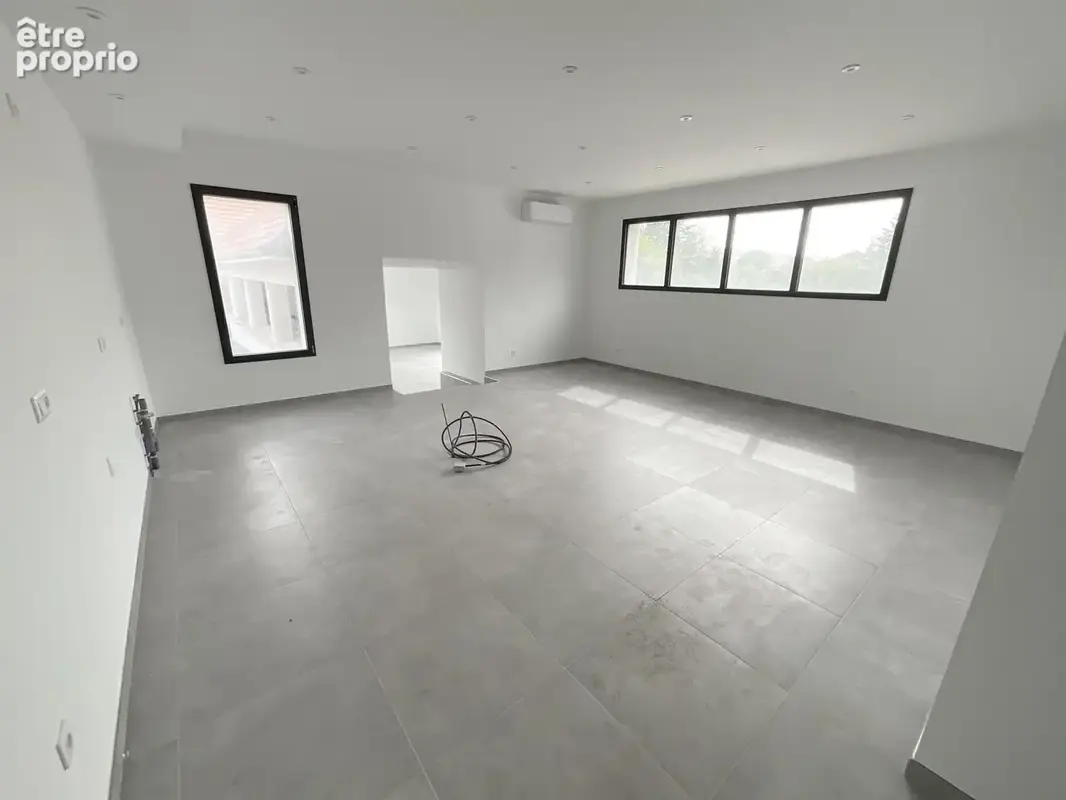 Appartement 5 pièces 146 m² à vendre à Saint-Andre-Les-Vergers (10120) - photo 8