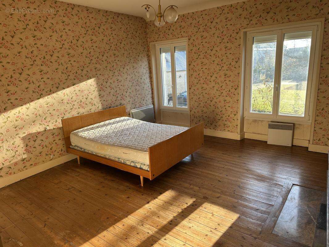 Maison de bourg à 5' Nord de Blois - photo 7