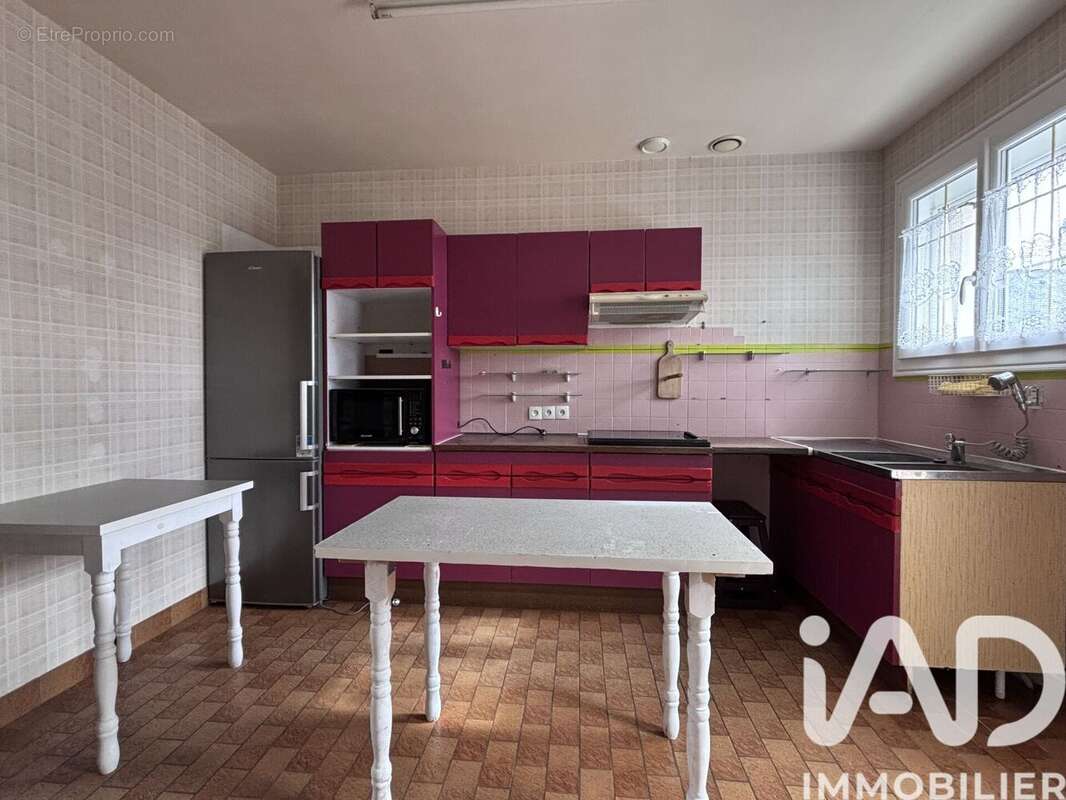 Maison 75 m² à Ernee  - photo 8