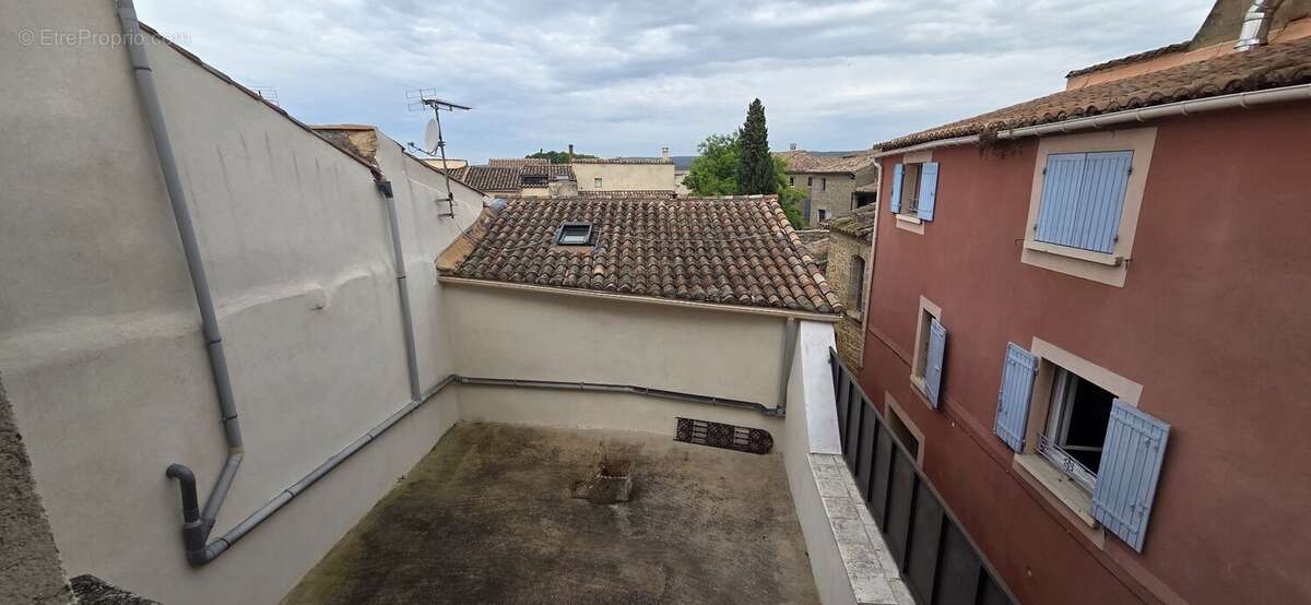 Maison à SAINT-QUENTIN-LA-POTERIE