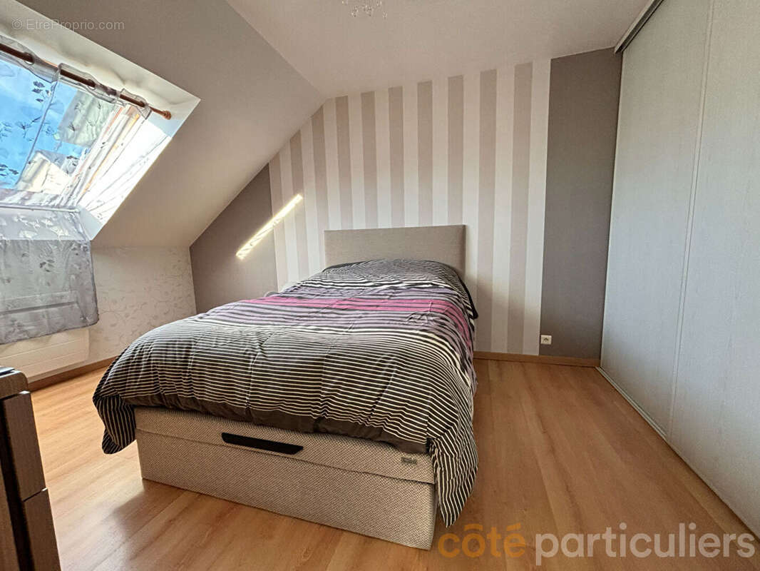 Appartement à ONET-LE-CHATEAU