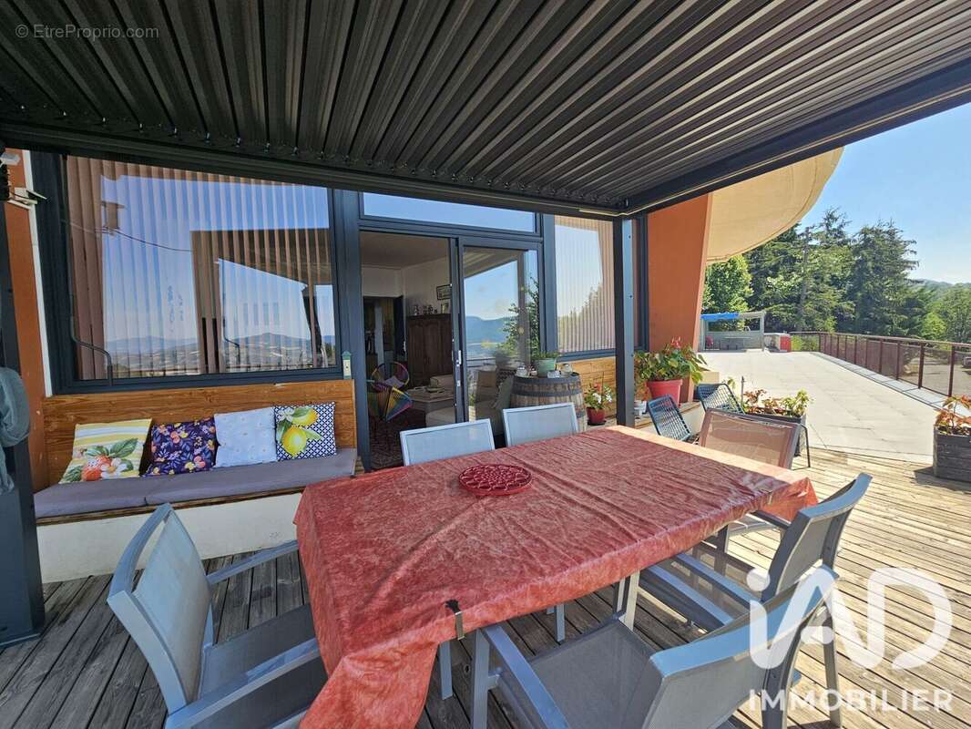 Maison 532 m² à La Batie-Neuve  - photo 3