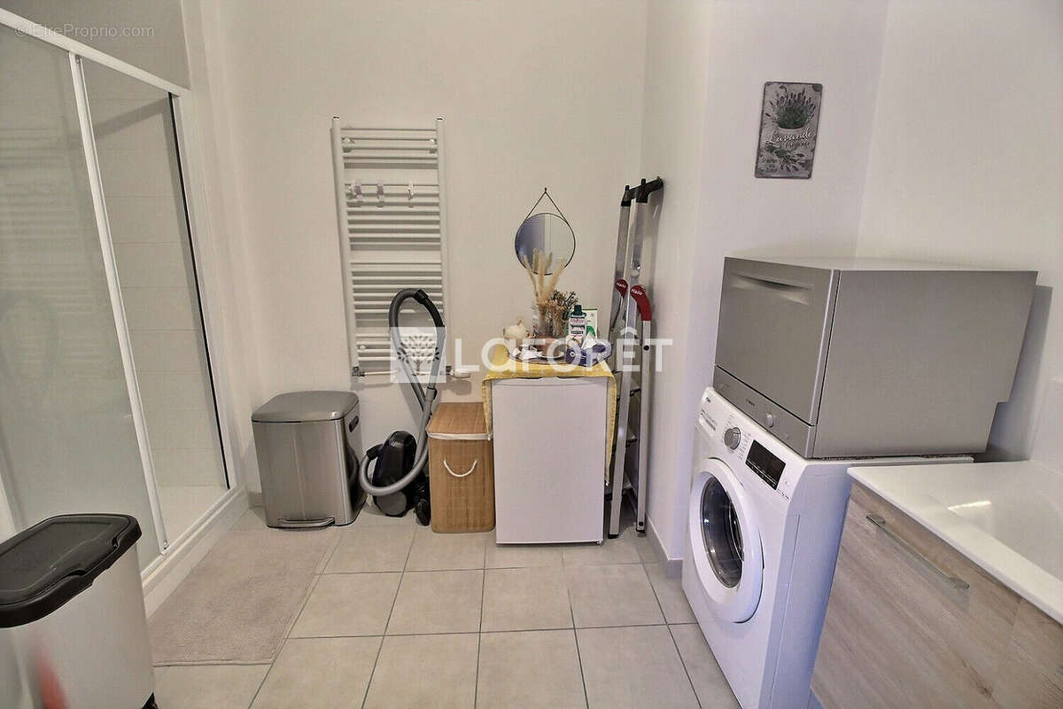 Appartement Rueil Malmaison 1 pièce(s) 28.17m2 - photo 4