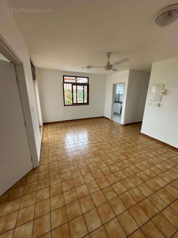 Appartement à KOUROU