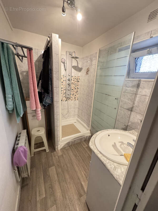 Maison à MONTACHER-VILLEGARDIN