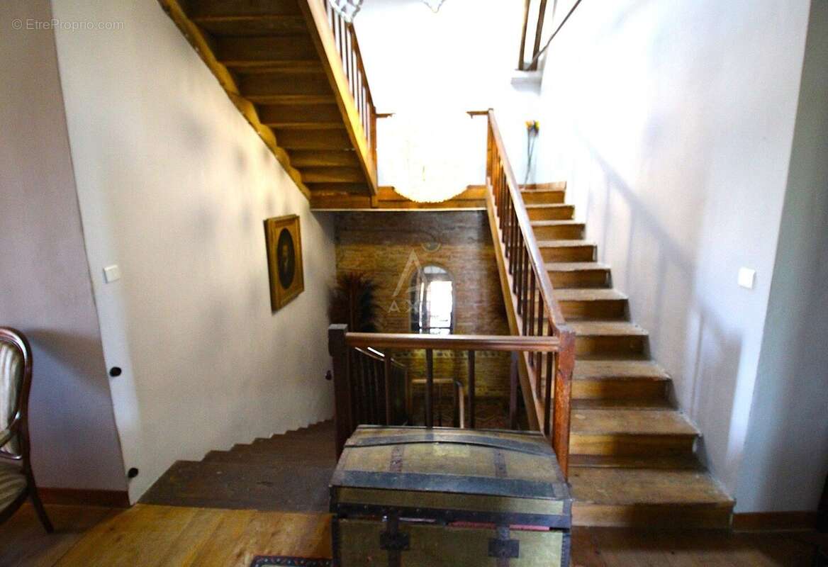 Maison à MERLES