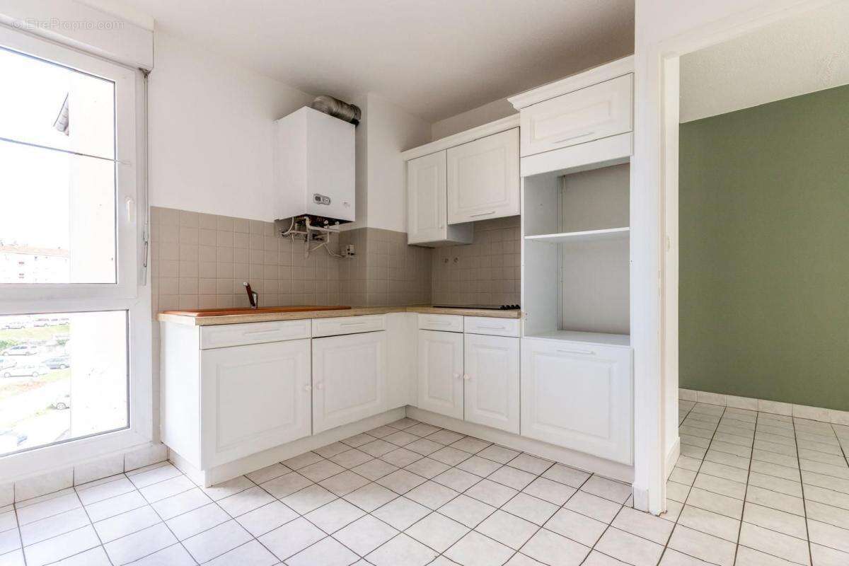 Appartement à PONT-DE-CHERUY