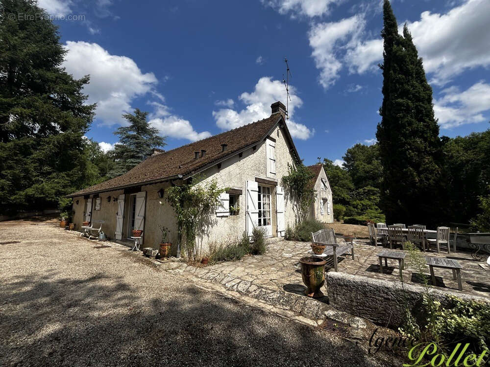 Maison à BRINON-SUR-SAULDRE