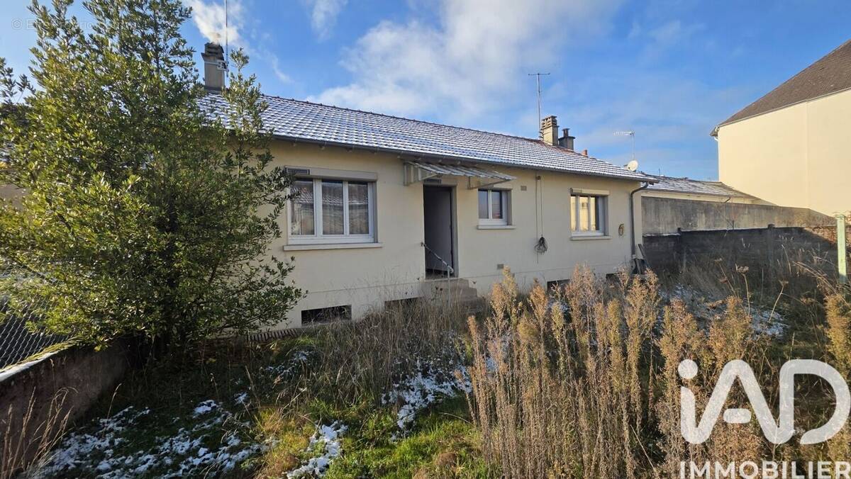 Photo 1 - Maison à YZEURE