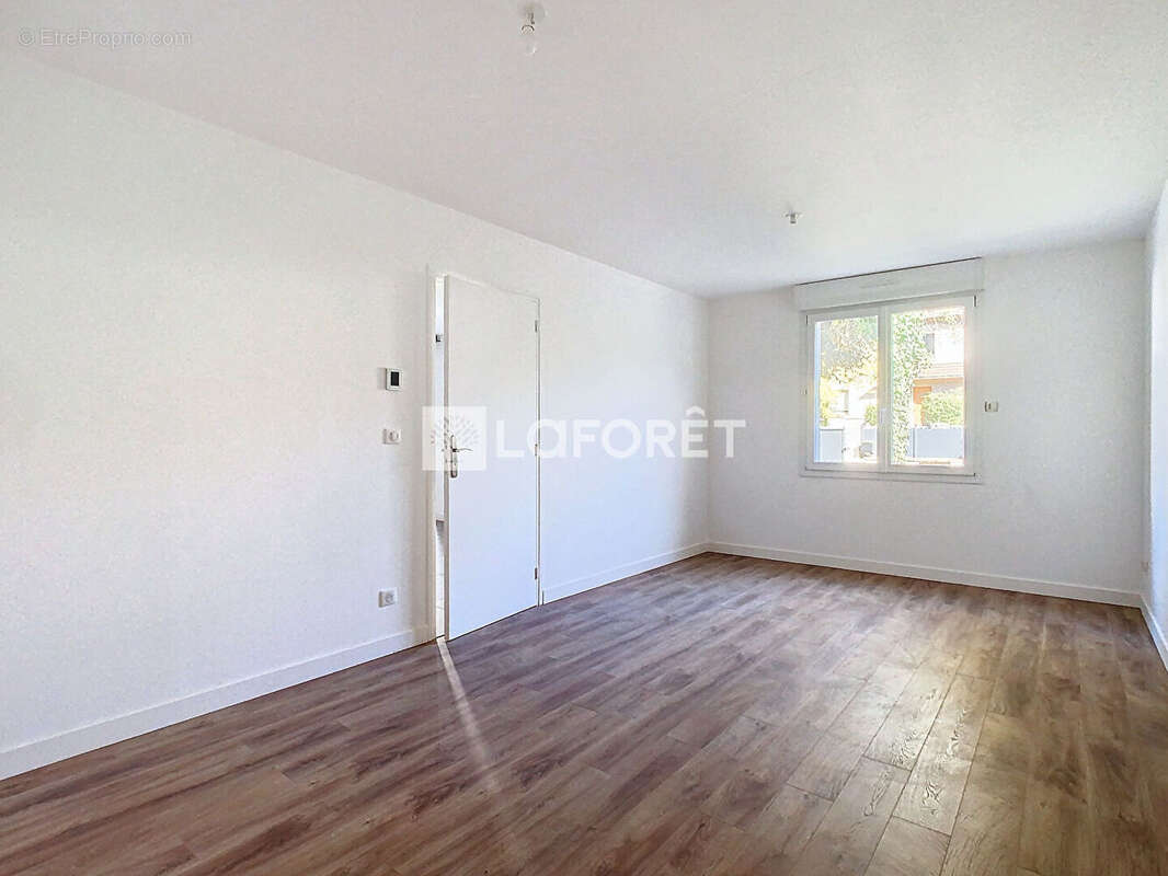 Maison à CHAMPIGNY-SUR-MARNE